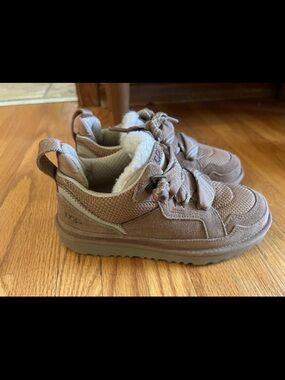 UGG Kids Brown Suede & Textile Shearling-Lined Sneakers
